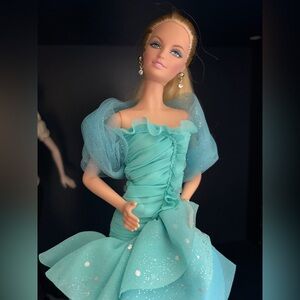 Barbie 2007 The Most Collectible Doll In The World Pink Label Blue Gown